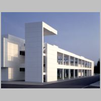 Richard Meier, Weishaupt Forum, Schwendi (1989-1993), photo on architecture-history.jpg